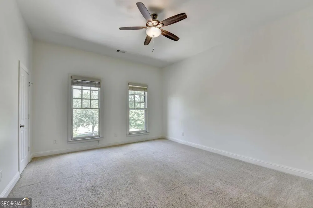 6961 Fellowship LN Flowery Branch, GA 30542