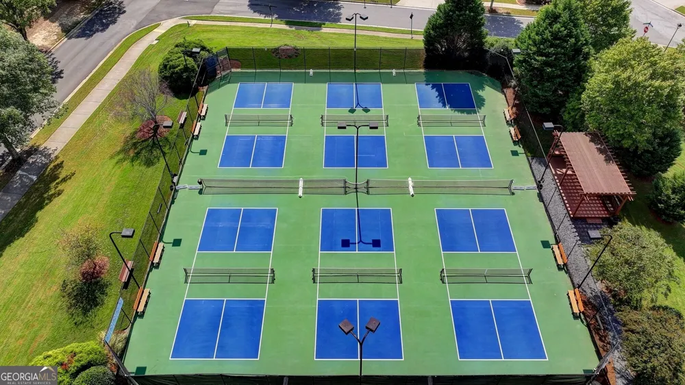 6961 Fellowship LN Flowery Branch, GA 30542