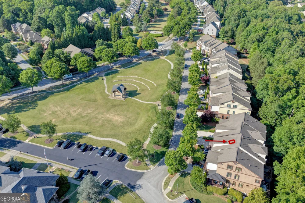 6961 Fellowship LN Flowery Branch, GA 30542