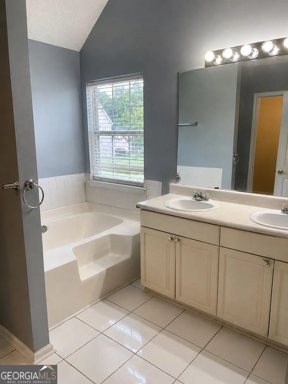 35 Willow Oak WAY Covington, GA 30016