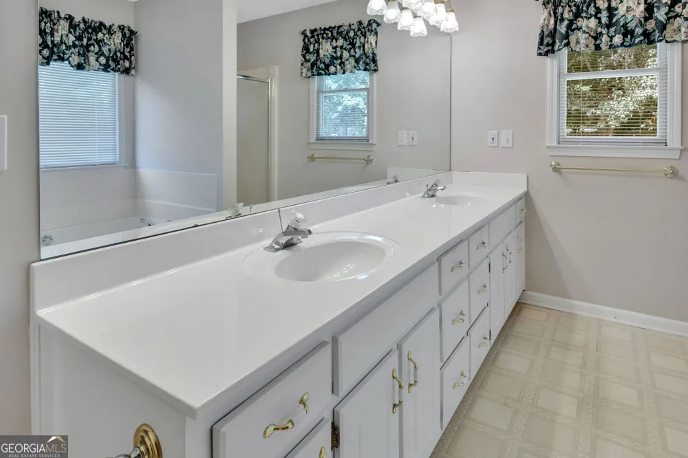 4860 Thornwood DR Covington, GA 30016