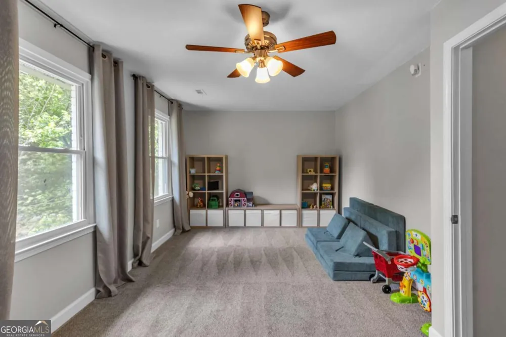 135 London Berry CT Tyrone, GA 30290