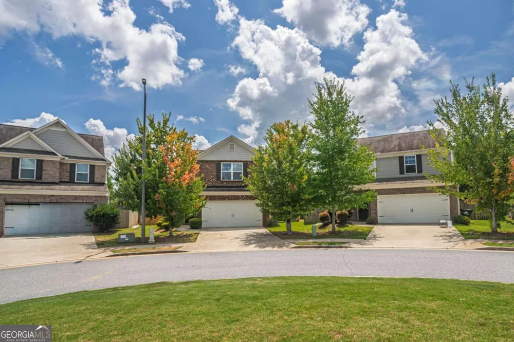 460 Meadowbend CIR Athens, GA 30606