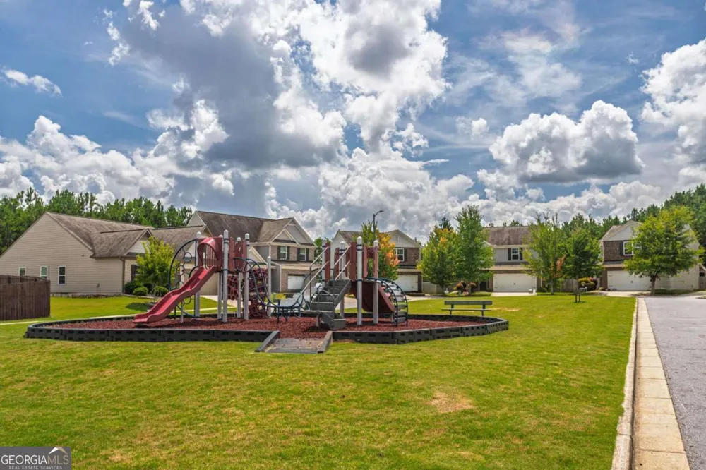 460 Meadowbend CIR Athens, GA 30606