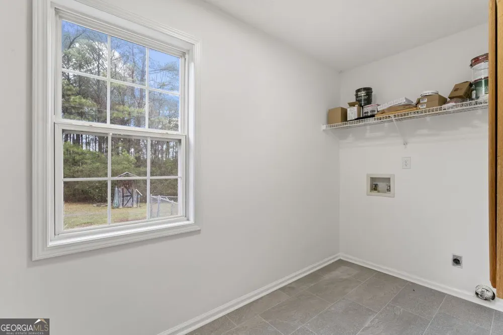 2093 Highway 36 E Milner, GA 30257