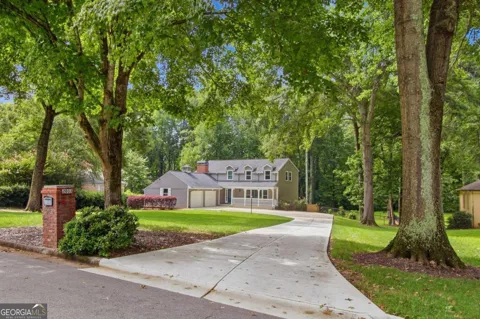 2033 Hessian CT