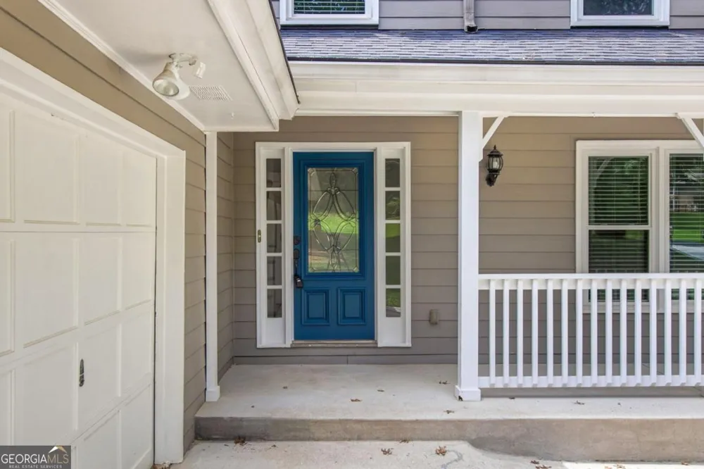 2033 Hessian CT Stone Mountain, GA 30087
