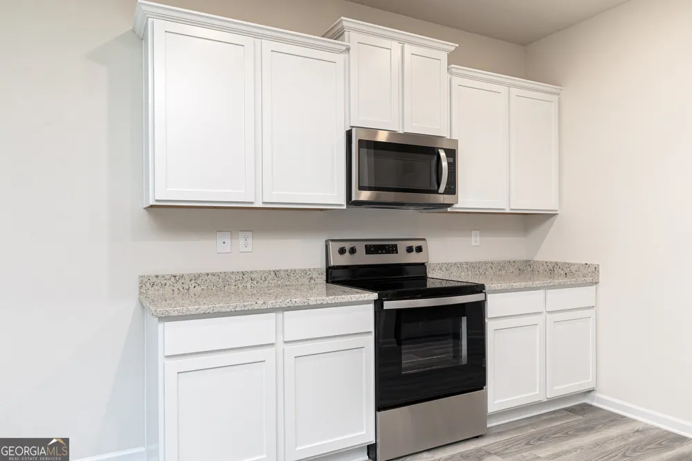 621 Slate RD Conyers, GA 30013