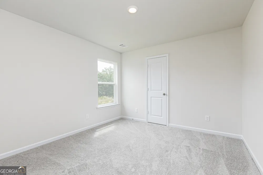 621 Slate RD Conyers, GA 30013