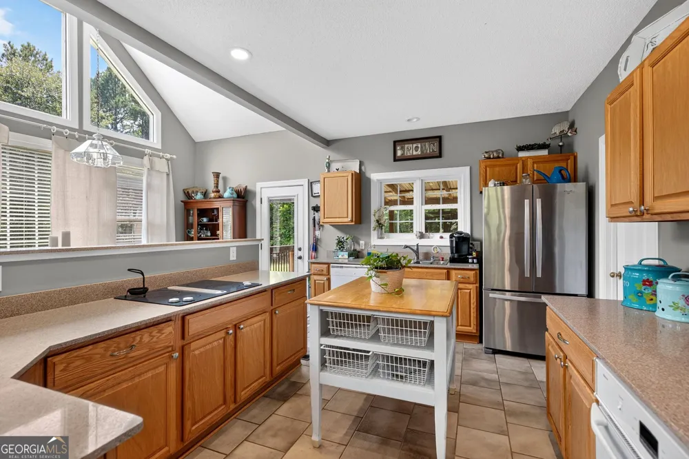 223 Strickland DR Luthersville, GA 30251