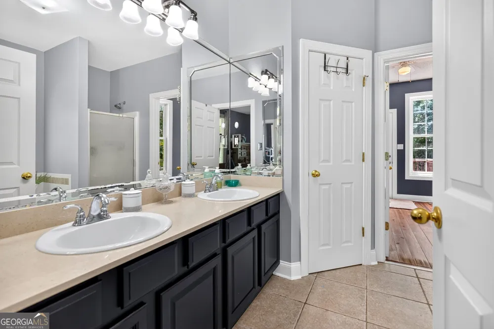 223 Strickland DR Luthersville, GA 30251