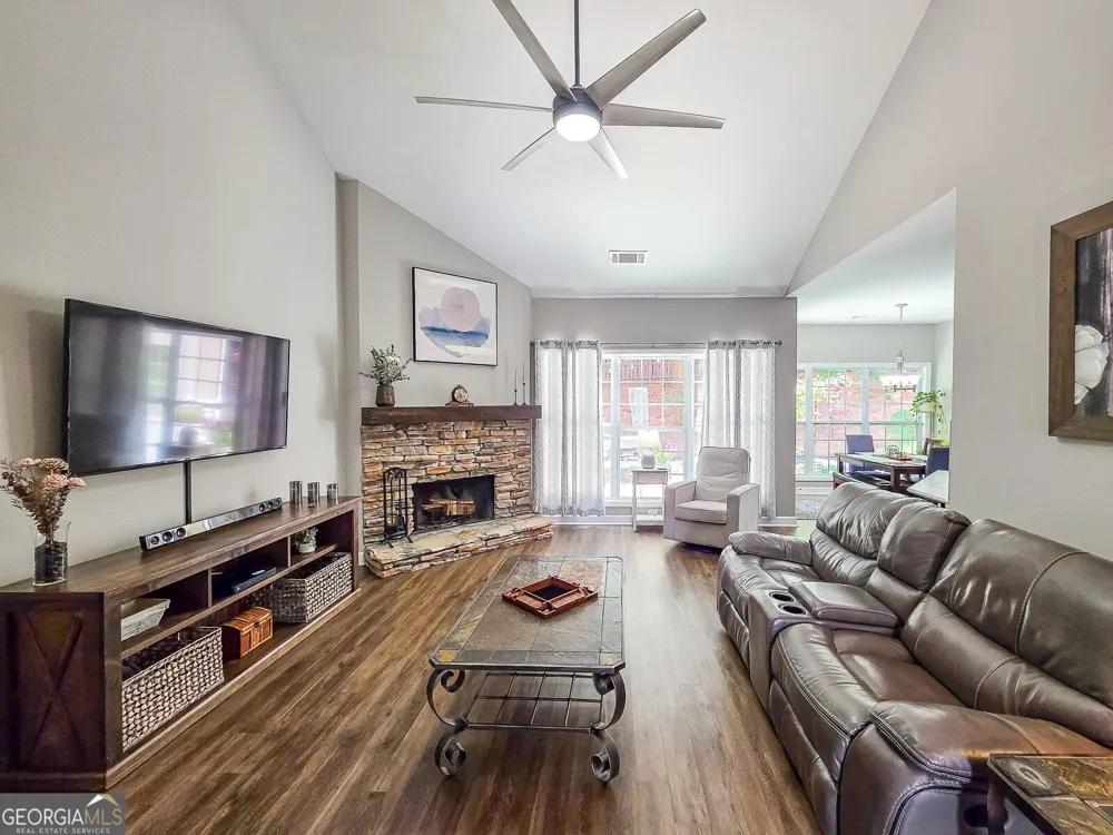 728 Austin Creek DR Buford, GA 30518