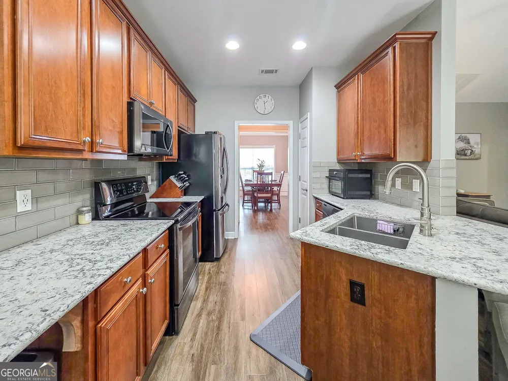 728 Austin Creek DR Buford, GA 30518
