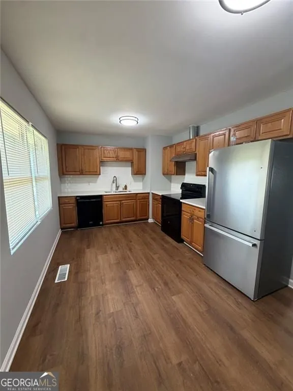 1633 Slate RD Conley, GA 30288
