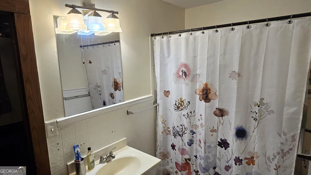 150 Mimosa DR Athens, GA 30605