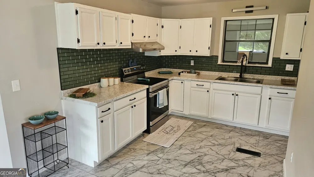 155 Lake AVE Ringgold, GA 30736