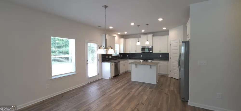 523 Grover ST Hoschton, GA 30548