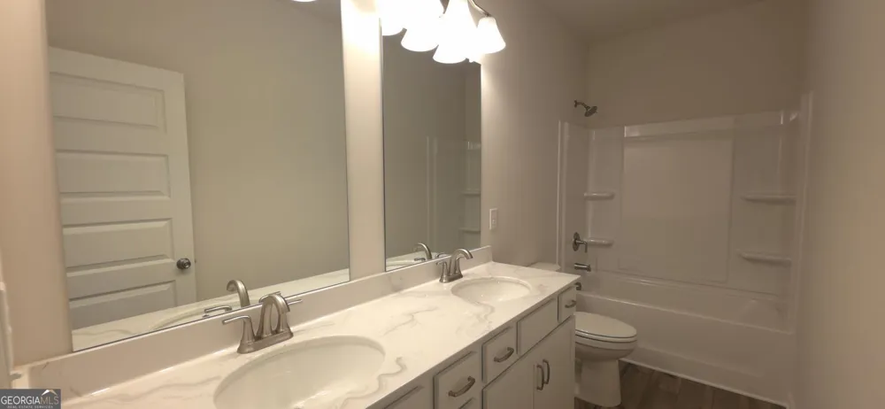 523 Grover ST Hoschton, GA 30548