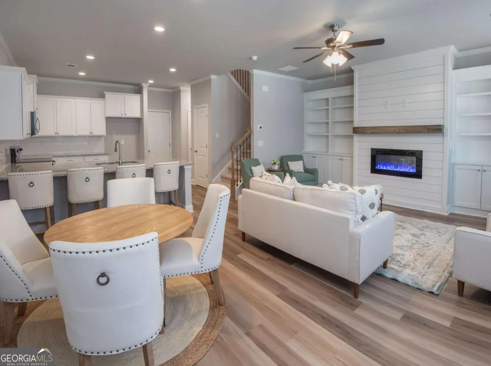 5509 Leyland DR Flowery Branch, GA 30542
