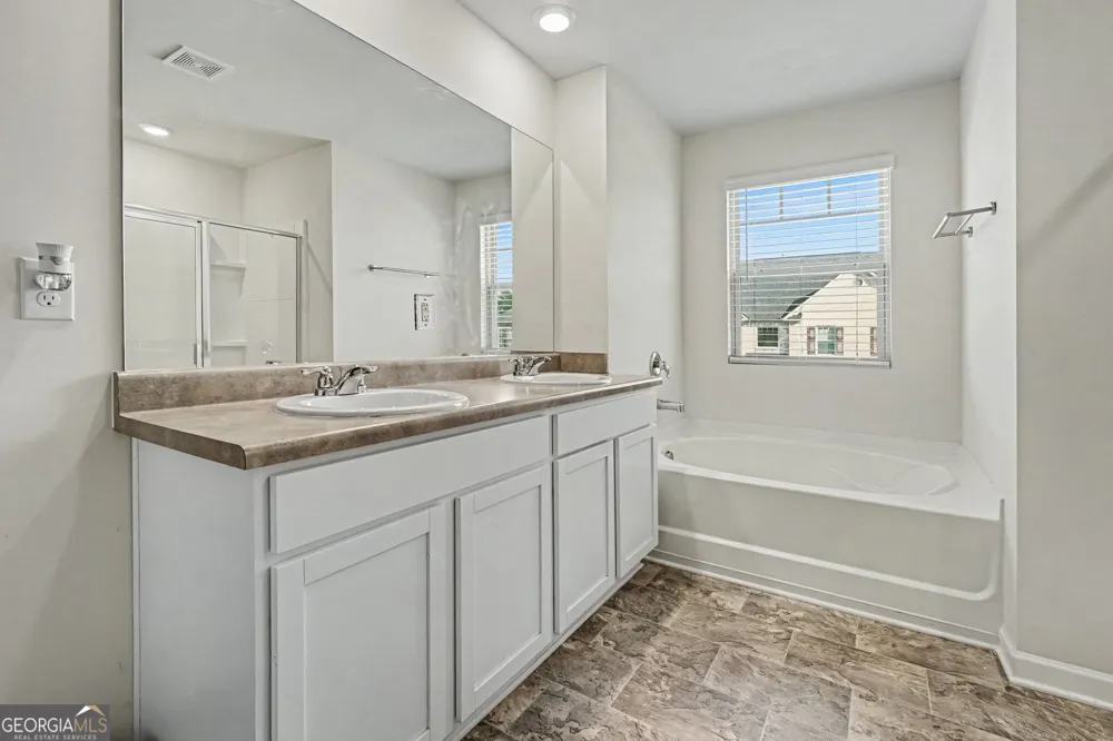 3462 Hawthorn Farm BLVD Loganville, GA 30052