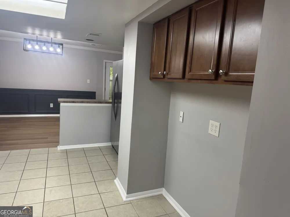 2207 Surrey CT SE Marietta, GA 30067