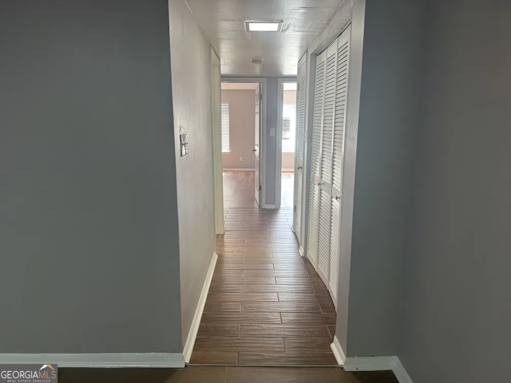 2207 Surrey CT SE Marietta, GA 30067