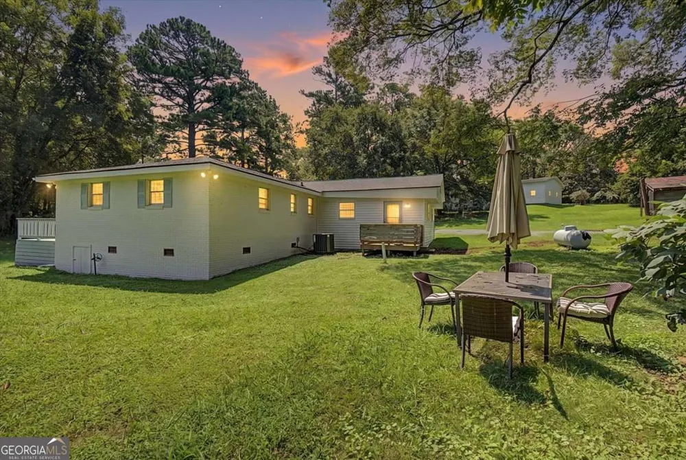 794 Old Allatoona RD SE Cartersville, GA 30121