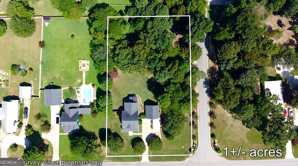 262 Brickyard RD Comer, GA 30629