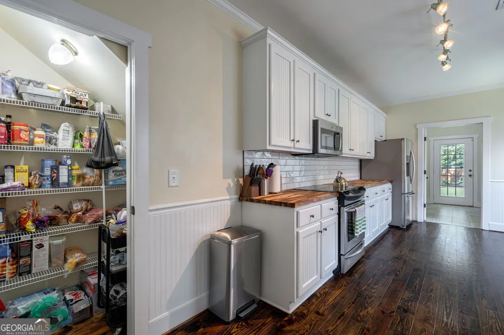 262 Brickyard RD Comer, GA 30629