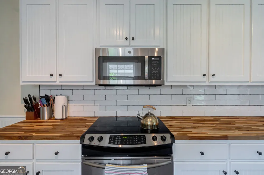 262 Brickyard RD Comer, GA 30629