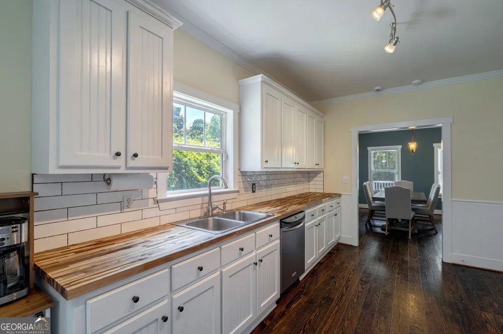 262 Brickyard RD Comer, GA 30629