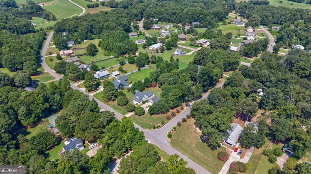 262 Brickyard RD Comer, GA 30629