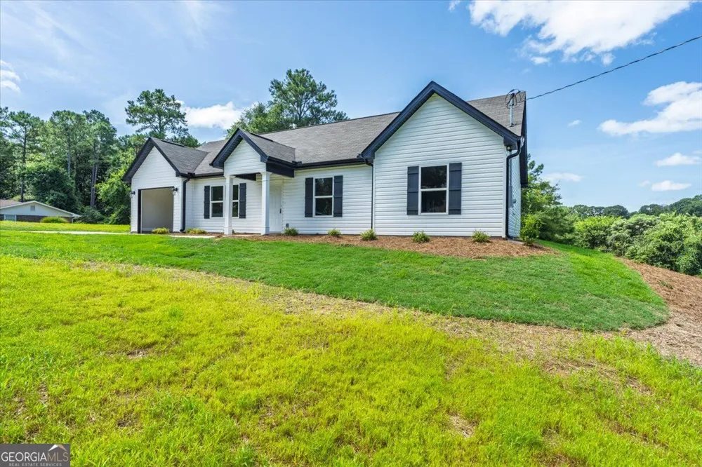 400 Woodhaven RD Centerville, GA 31028