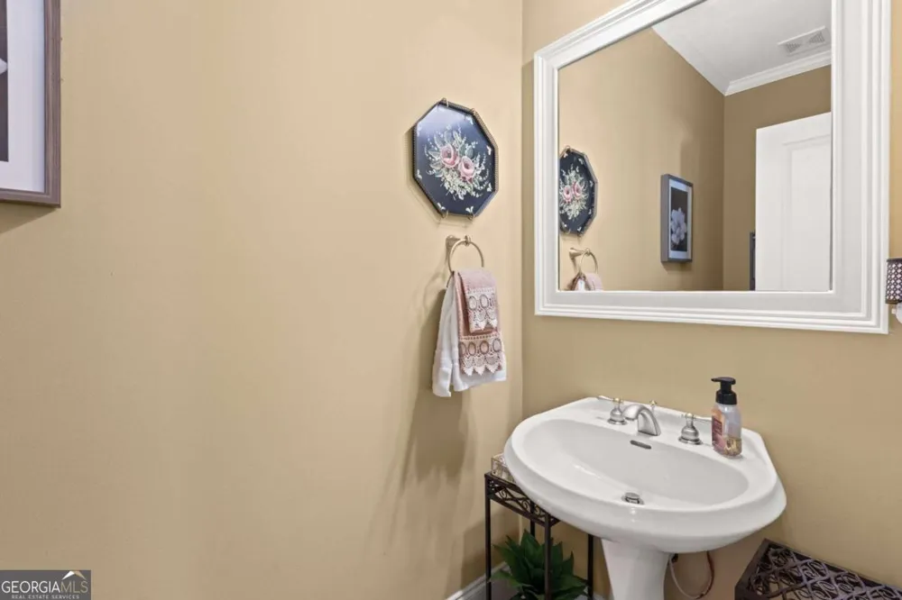 235 Chandler WALK Loganville, GA 30052