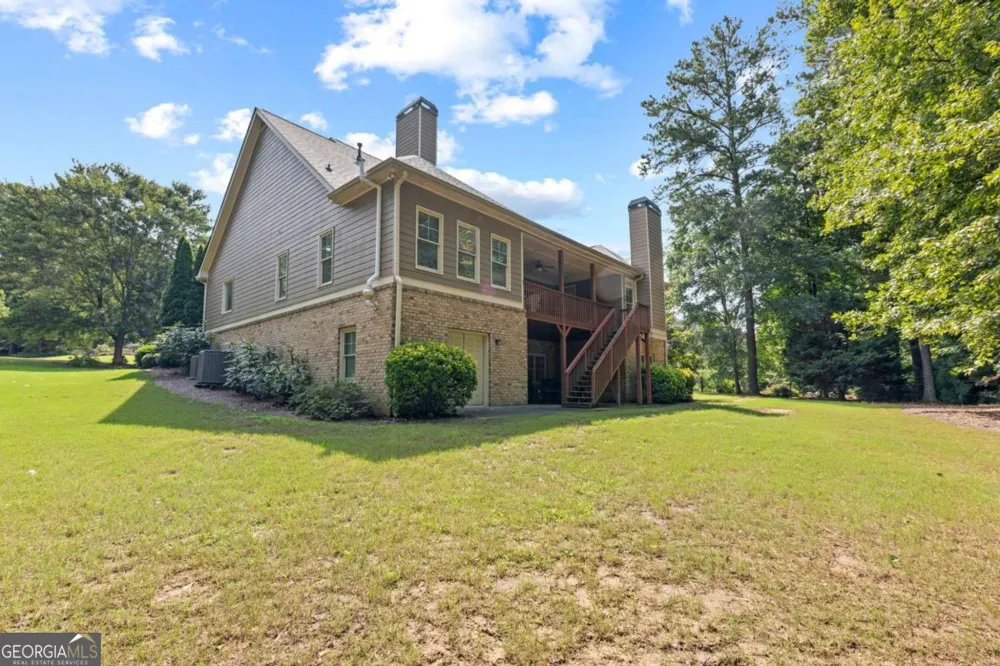 235 Chandler WALK Loganville, GA 30052