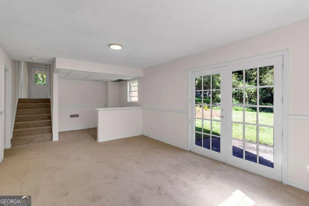 170 Peachtree CT Riverdale, GA 30274