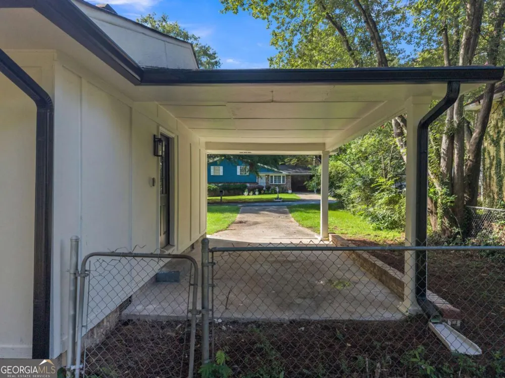 170 Peachtree CT Riverdale, GA 30274