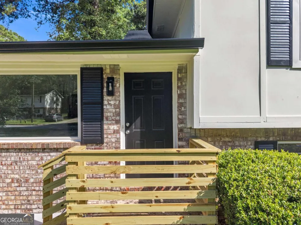 170 Peachtree CT Riverdale, GA 30274