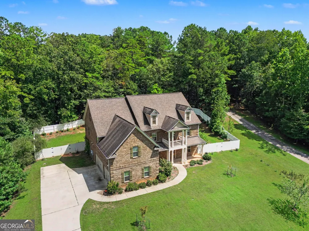 211 Dakotahs BND Newnan, GA 30263