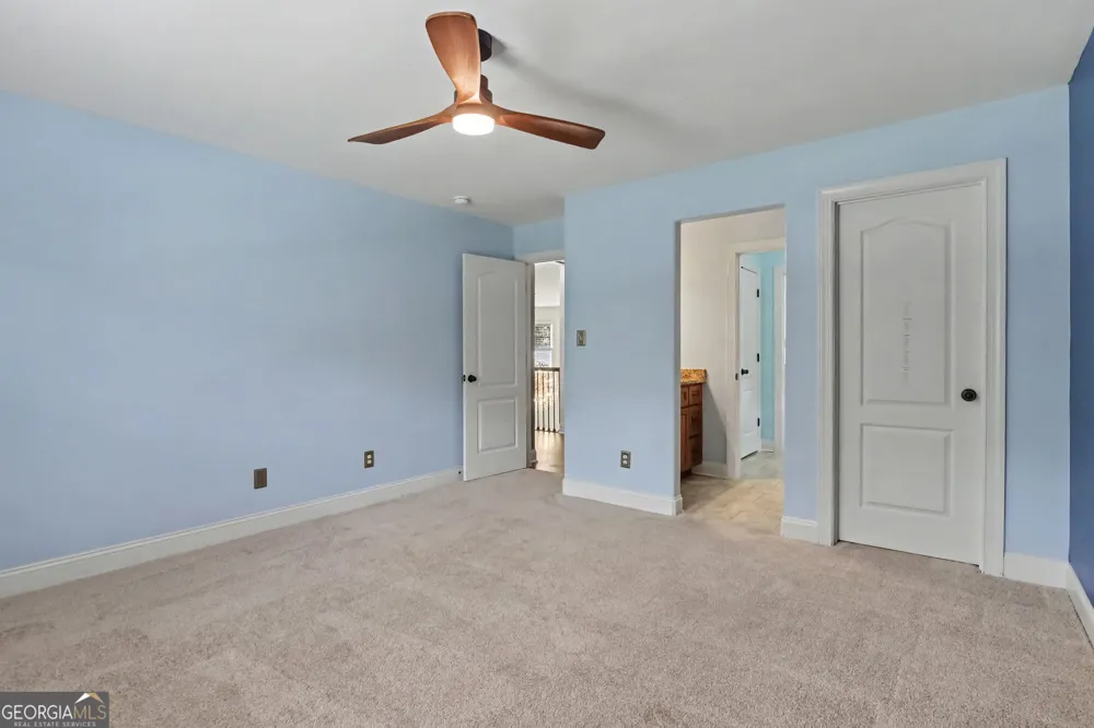 211 Dakotahs BND Newnan, GA 30263