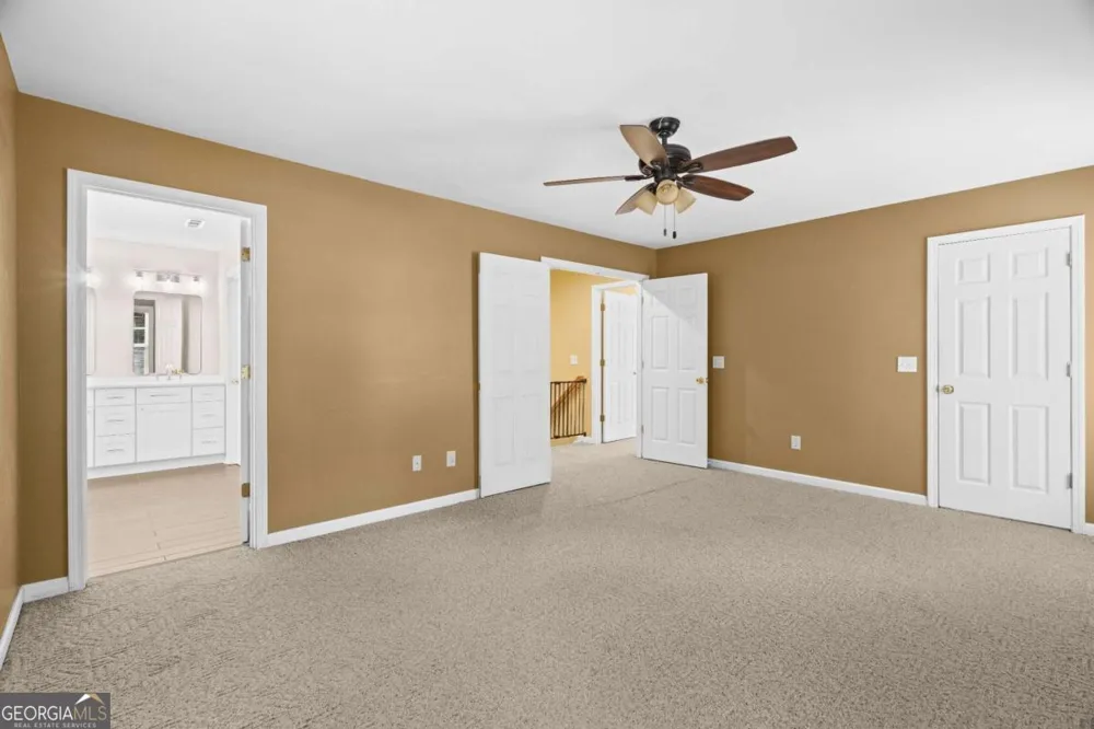 185 Thornwood DR SE Calhoun, GA 30701