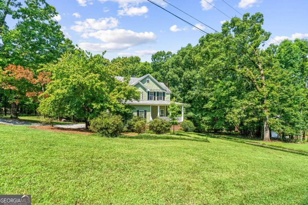 185 Thornwood DR SE Calhoun, GA 30701