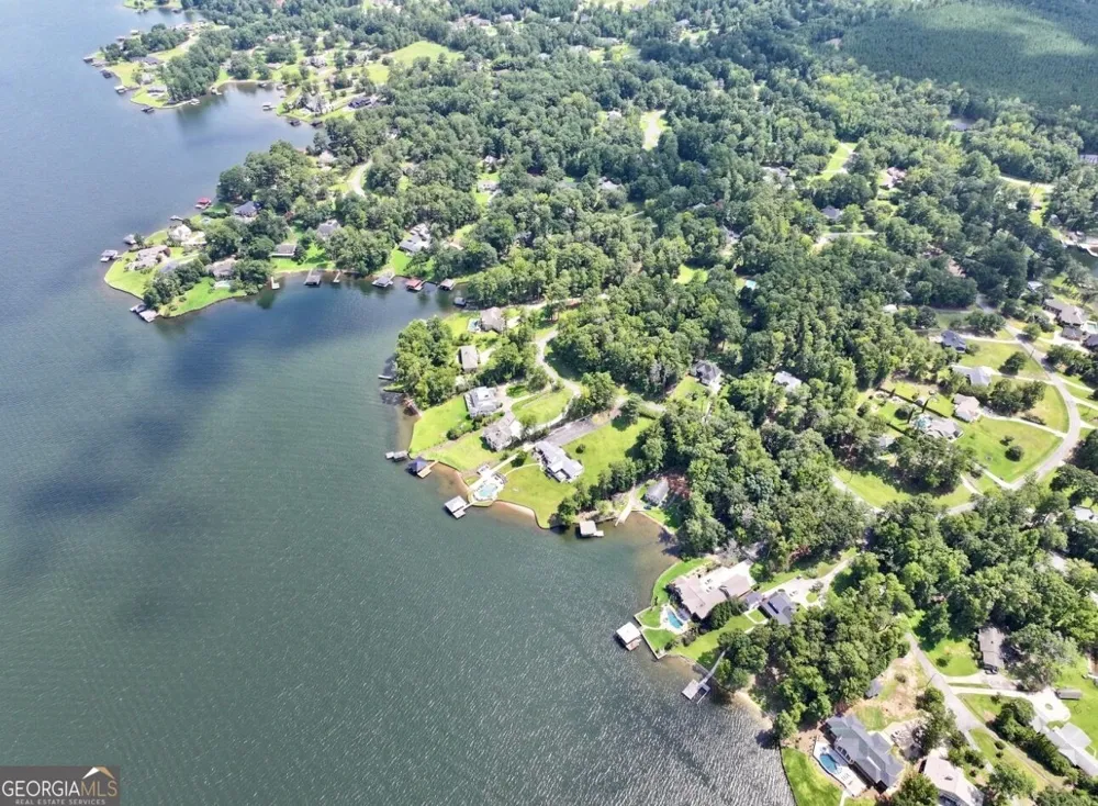 150 W Lakeview DR NE Milledgeville, GA 31061