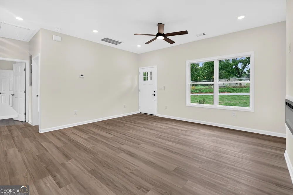 117 Ware Hogansville, GA 30230