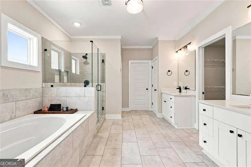 435 Cambria LN SW Lilburn, GA 30047