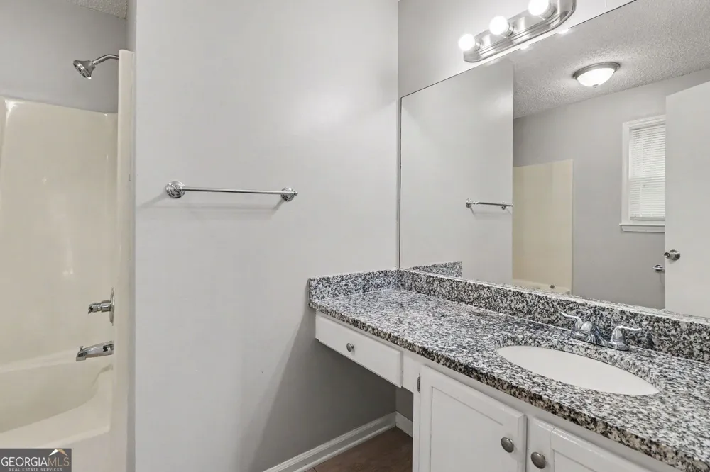 72 Amber WAY Dallas, GA 30157