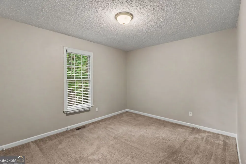 72 Amber WAY Dallas, GA 30157