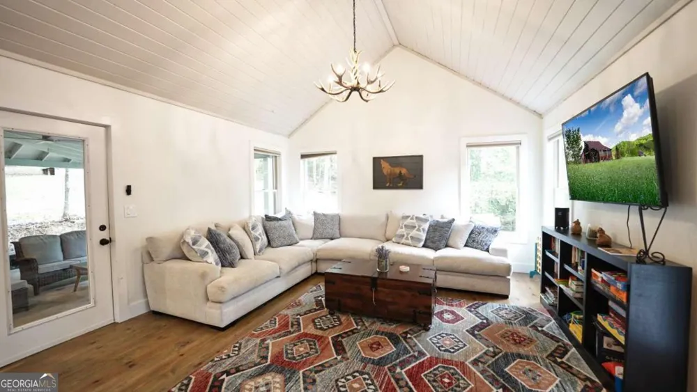237 Chestnut Gap RD Blue Ridge, GA 30513