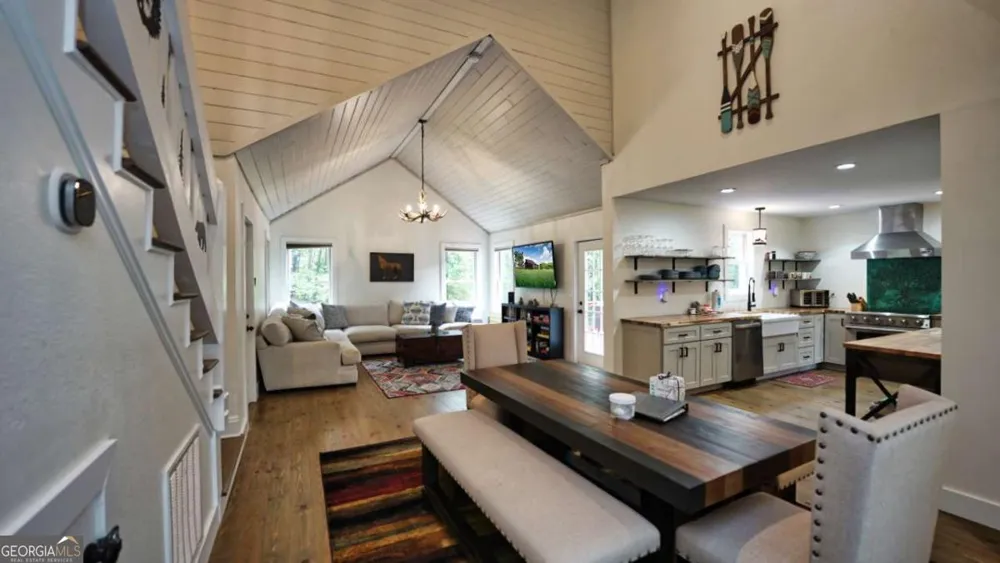 237 Chestnut Gap RD Blue Ridge, GA 30513