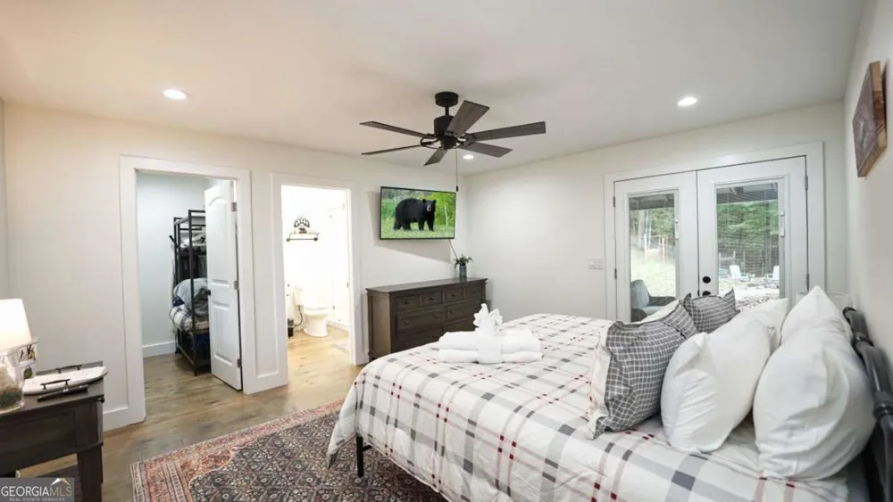 237 Chestnut Gap RD Blue Ridge, GA 30513